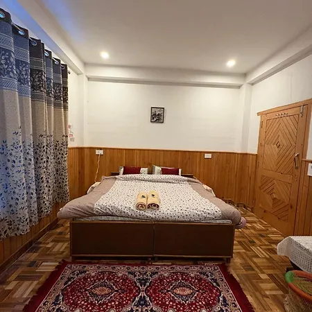 Alpine Lodge And Stays Shangarh Exterior photo