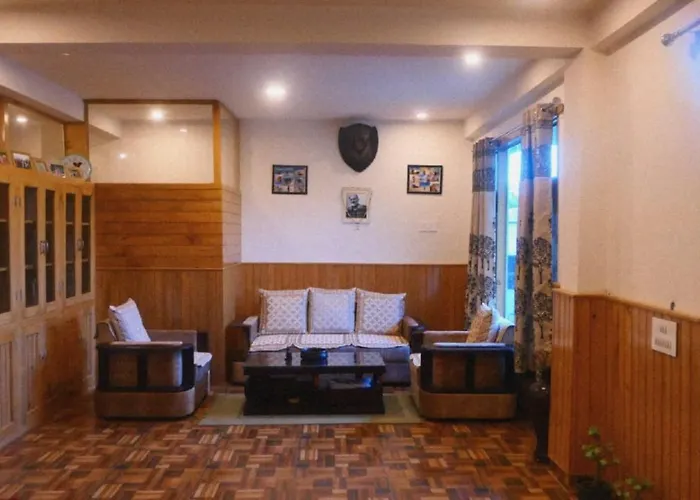 Alpine Lodge And Stays