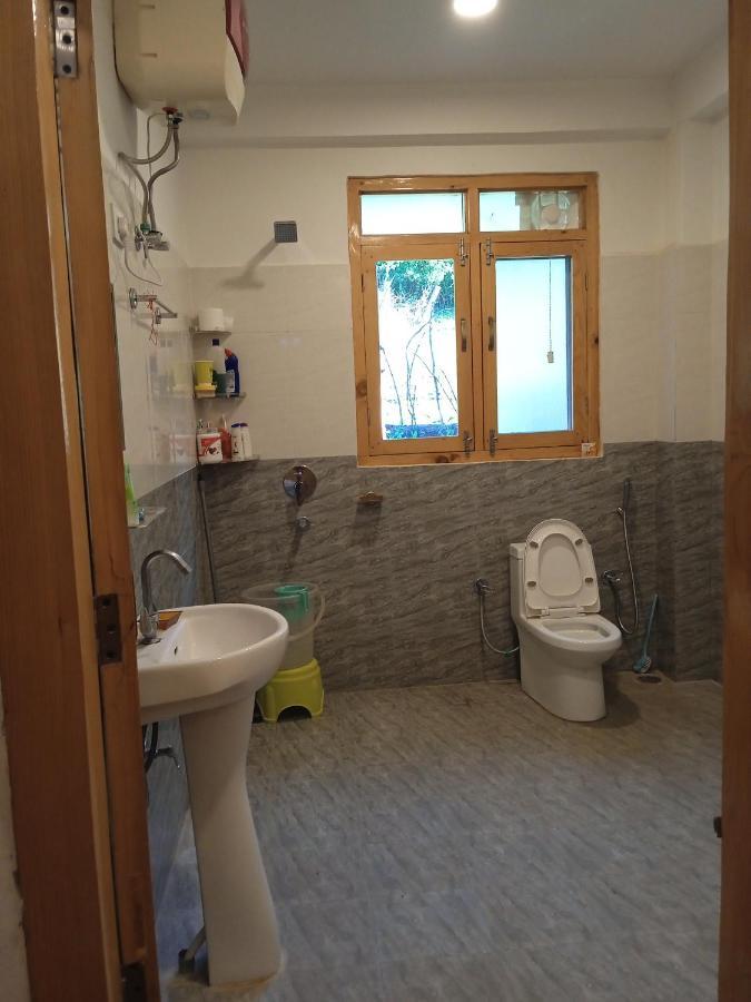 Farm stay Alpine And *