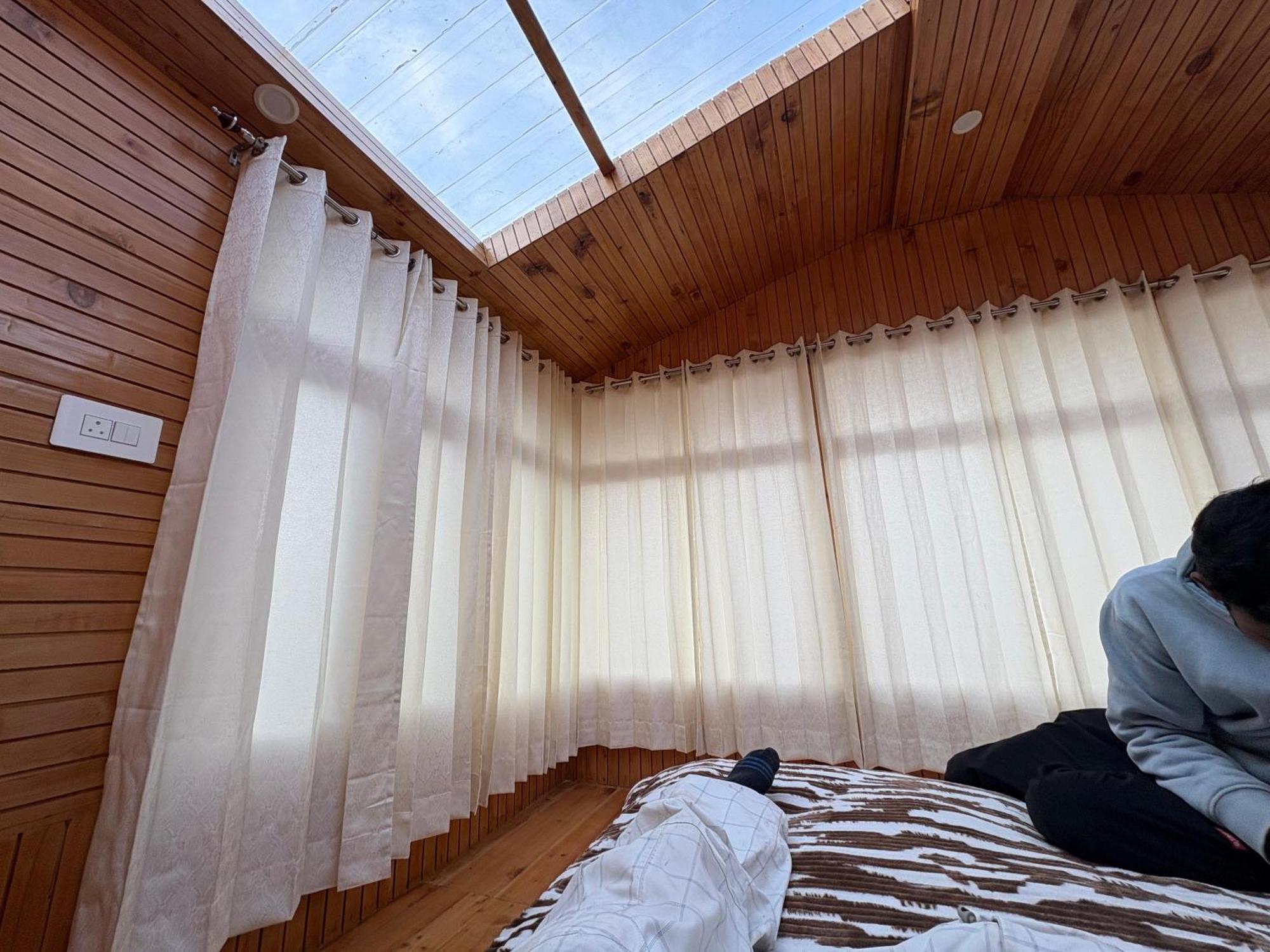 Farm stay Alpine And